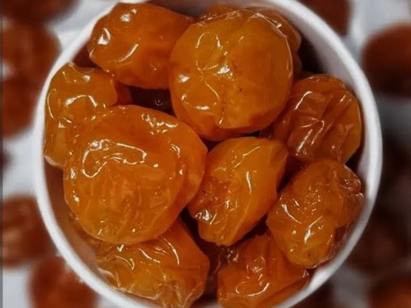 آلو بخارا شهمیرزاد با بافت نرم و طعم دلپذیر